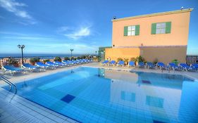 Golden Tulip Vivaldi San Giuliano 4*